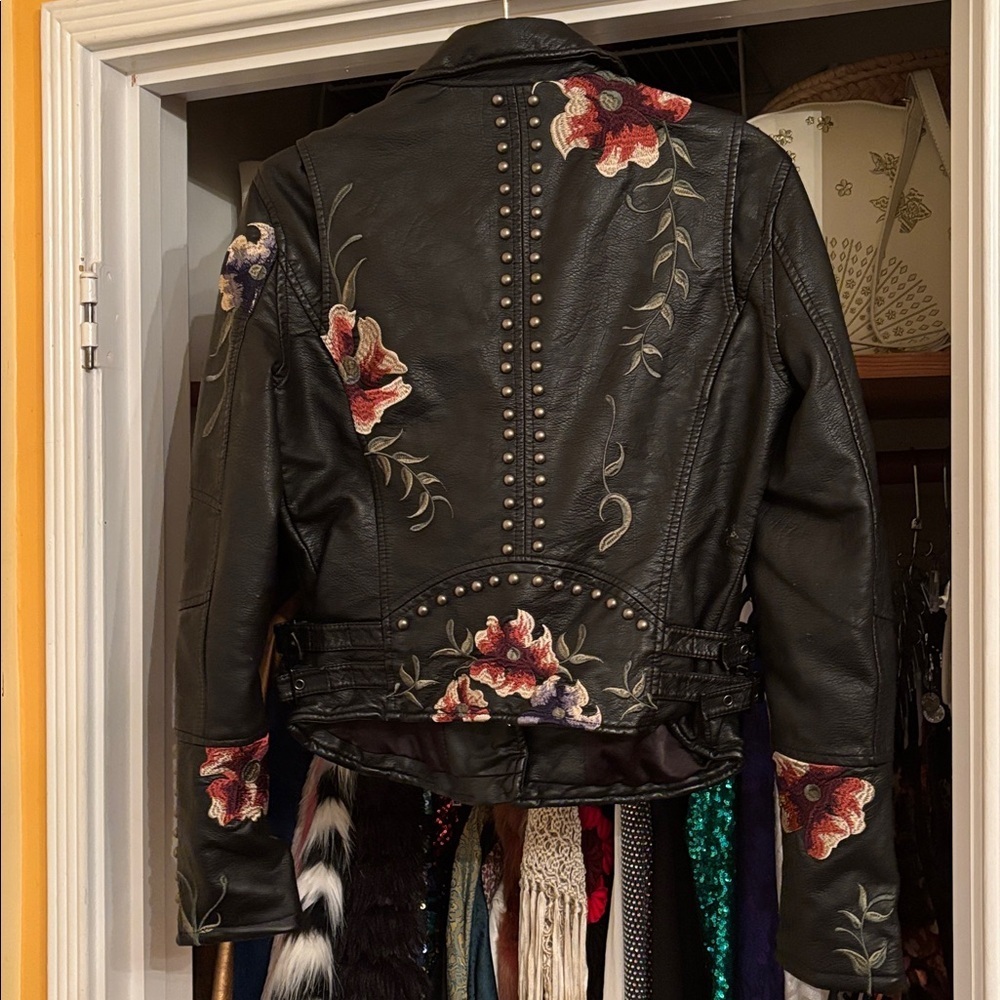 Blank NYC Faux Leather Moto Jacket - Picture 5 of 5